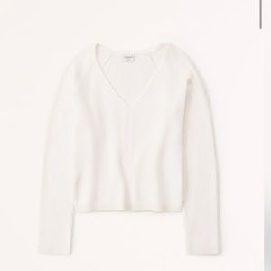 Abercrombie & Fitch sweater